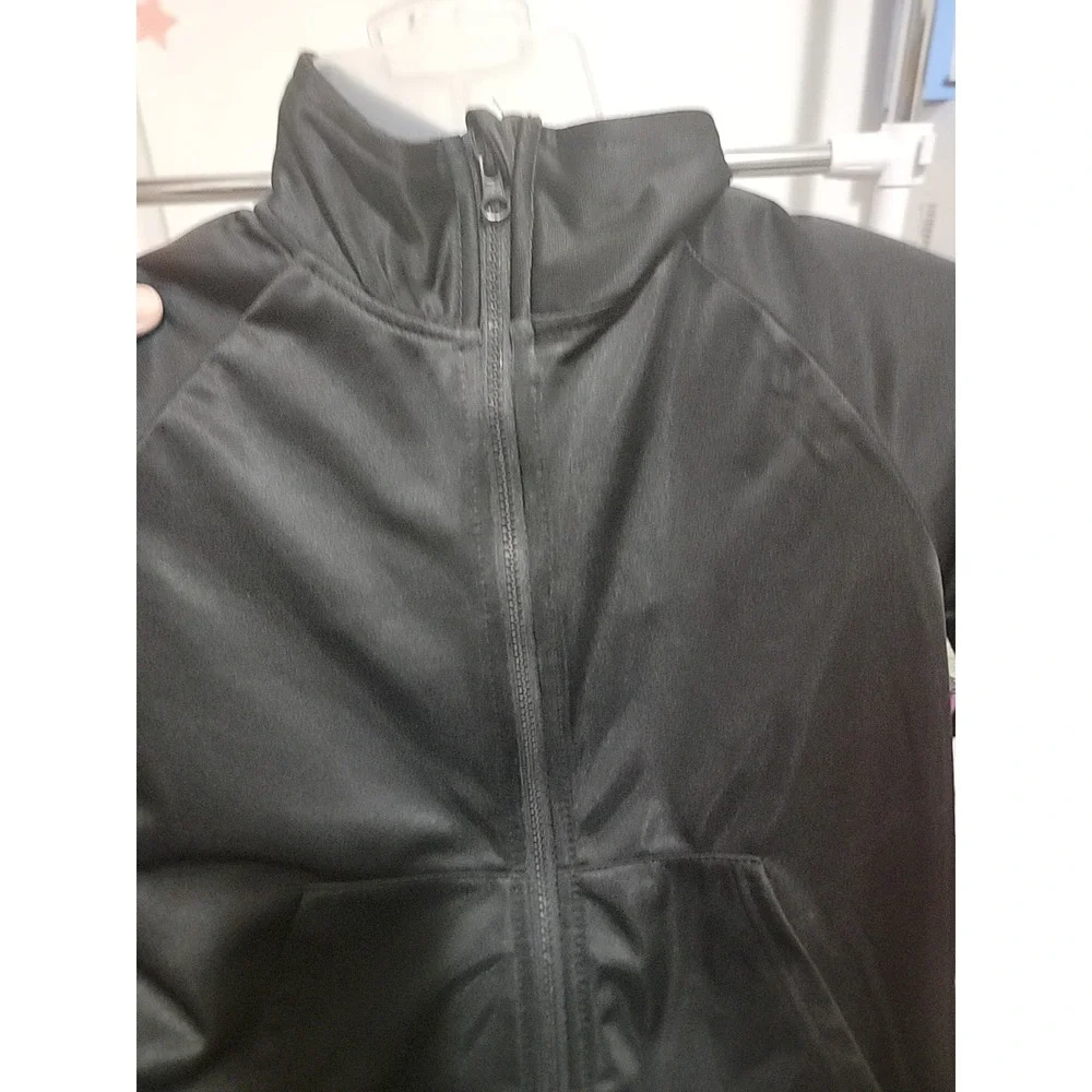 Black 2 piece jogger. Children's  Size 8 Pockets On Jacket And Pants Casual Wear
